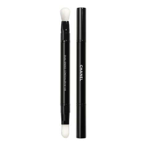 les pinceaux de chanel pink|chanel dual ended concealer brush.